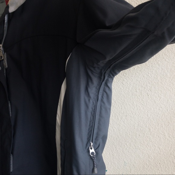 Waterproof Jacket - Picture 6 of 8